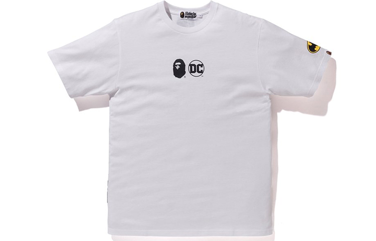 

Футболка Bape X DC A BATHING APE, черно-белая