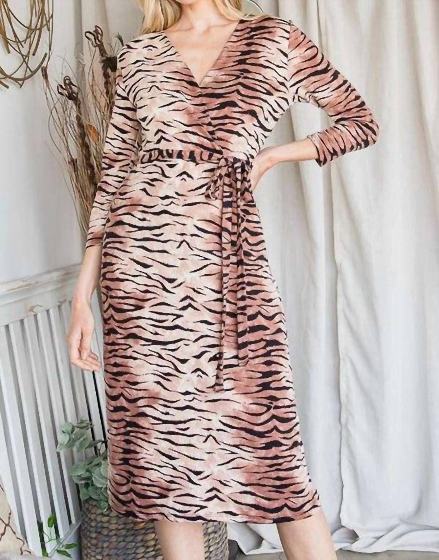 

Платье Tigerette с анималистичным принтом Jade, цвет animal print