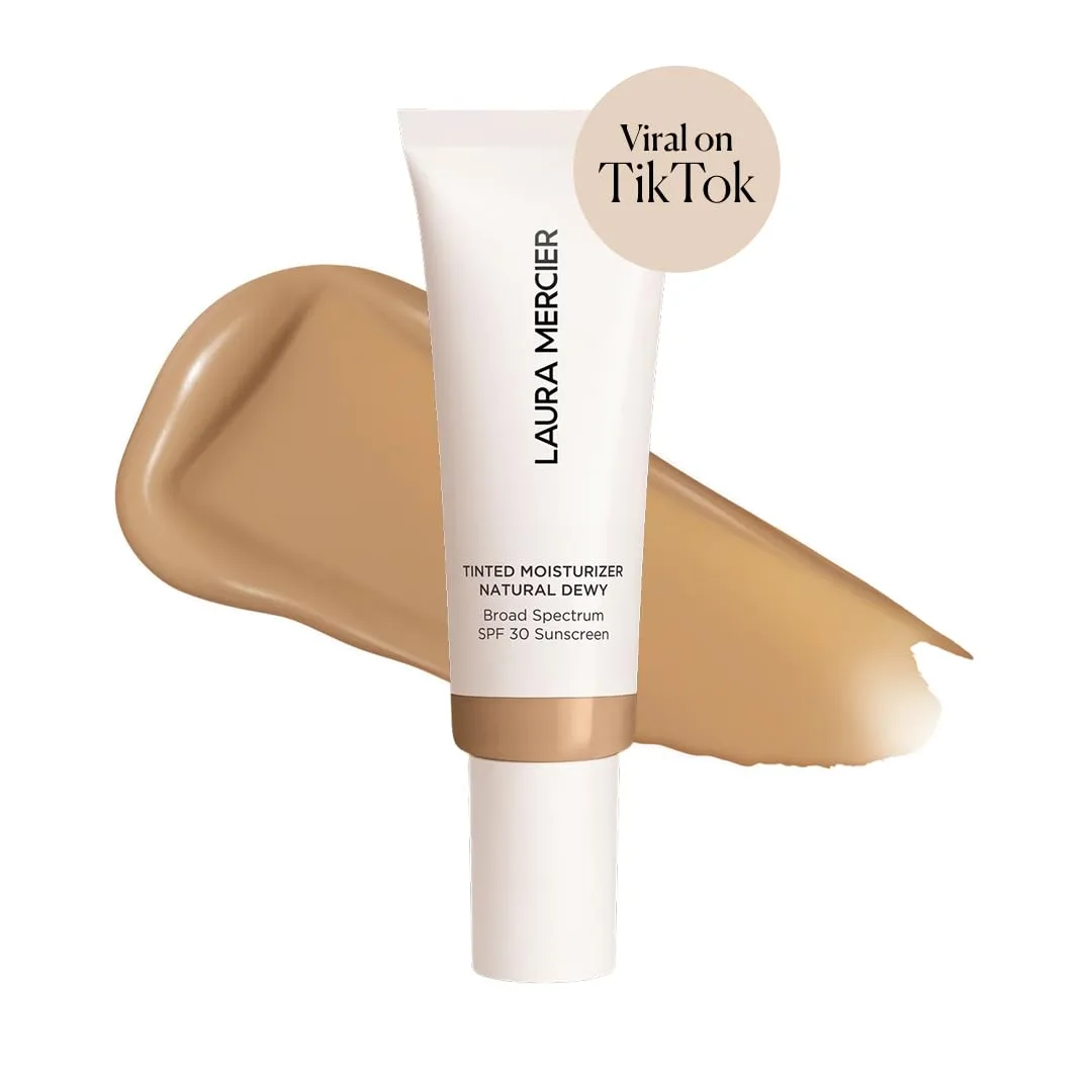 Laura Mercier тонирующий увлажняющий крем Natural Dewy с SPF 30, 24-часовая гидратация, оттенок 3W Palomino и рассыпчатая пудра Translucent Loose Talc-Free Setting Powder Ultra-Blur с гиалуроновой кислотой, оттенок Translucent — фото 2