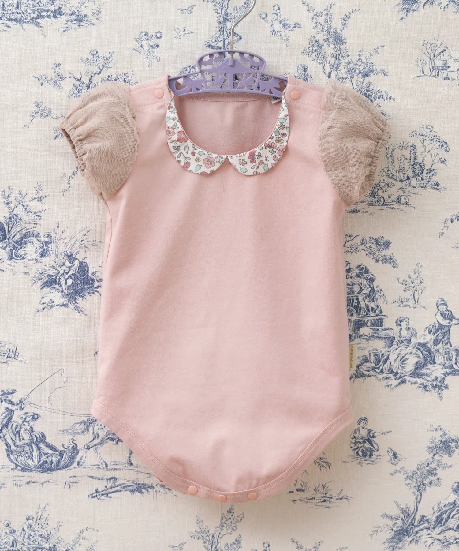 Комбинезон с пышными рукавами в стильном цвете. Panpantutu, Mauve pink — фото 2