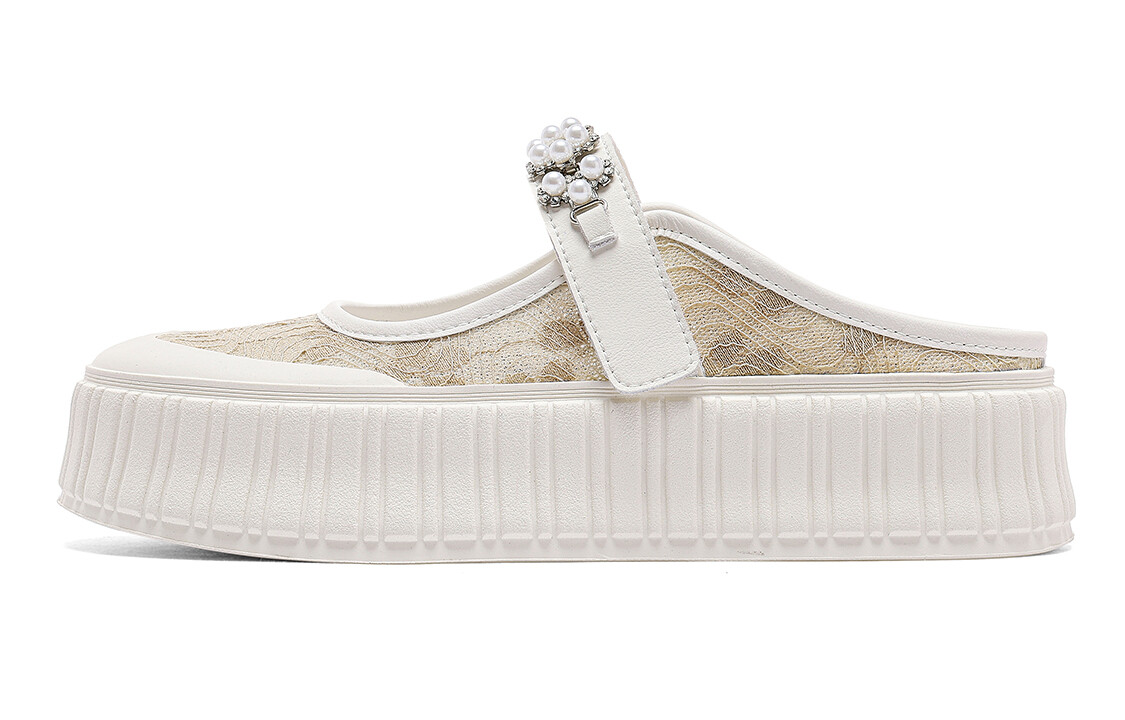 

Сабо CВ°BANNER Closed Toe Slippers Women's