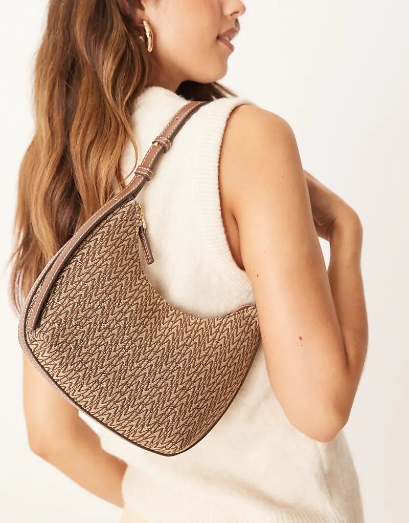 

Сумка-полумё с монограммой Mango коричневого цвета