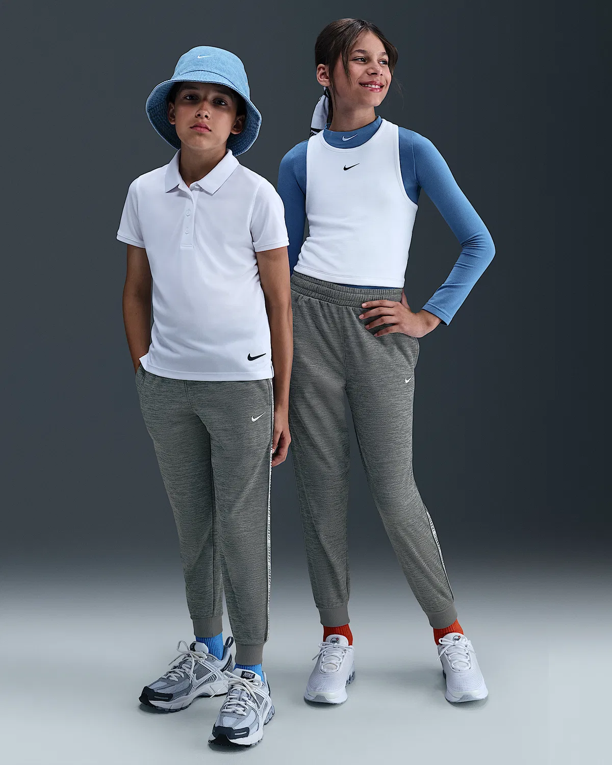 Детские спортивные штаны Nike Sportswear Club Dri-FIT, Smoke Grey/Particle Grey/Heather/White