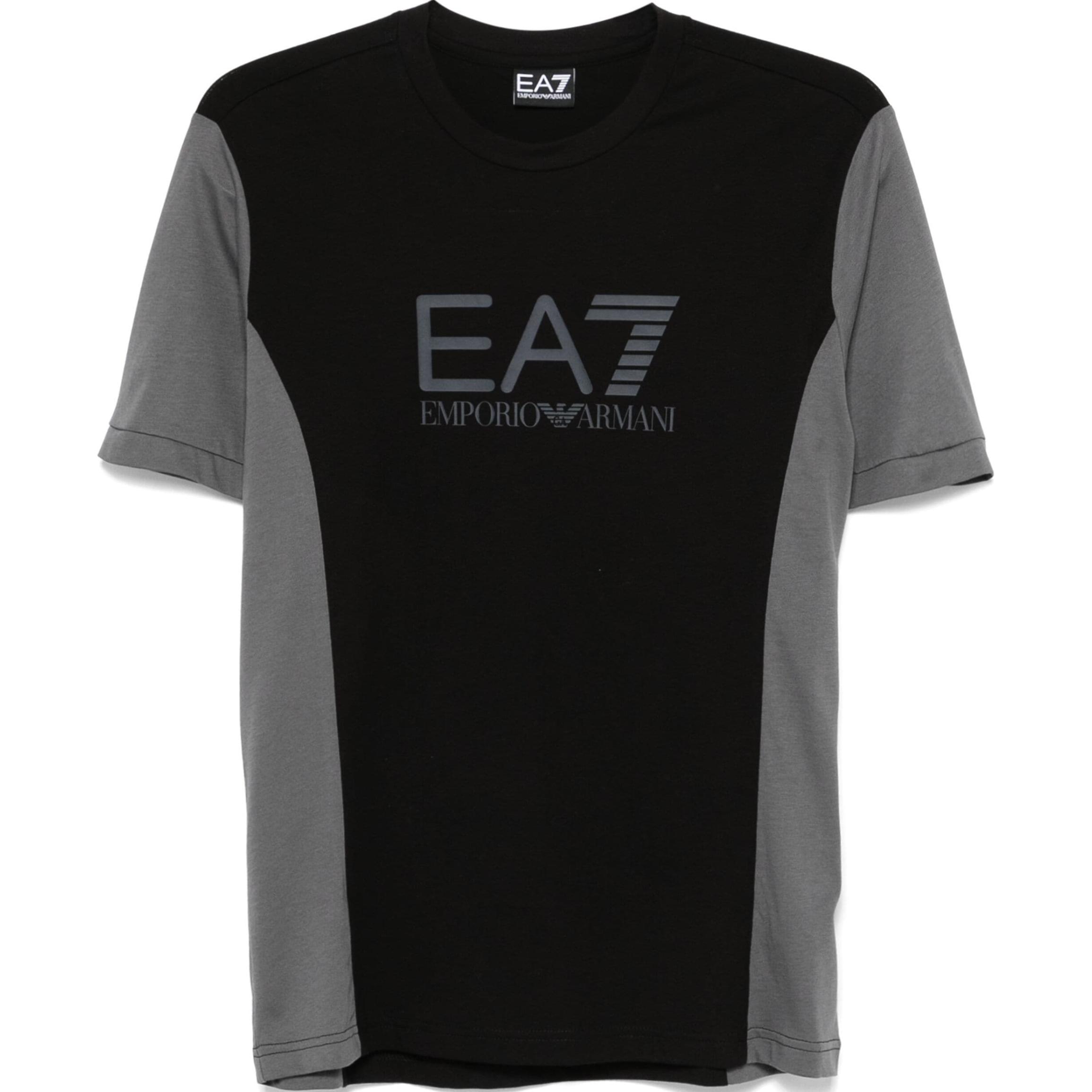 

Футболка с принтом логотипа EMPORIO ARMANI, черный