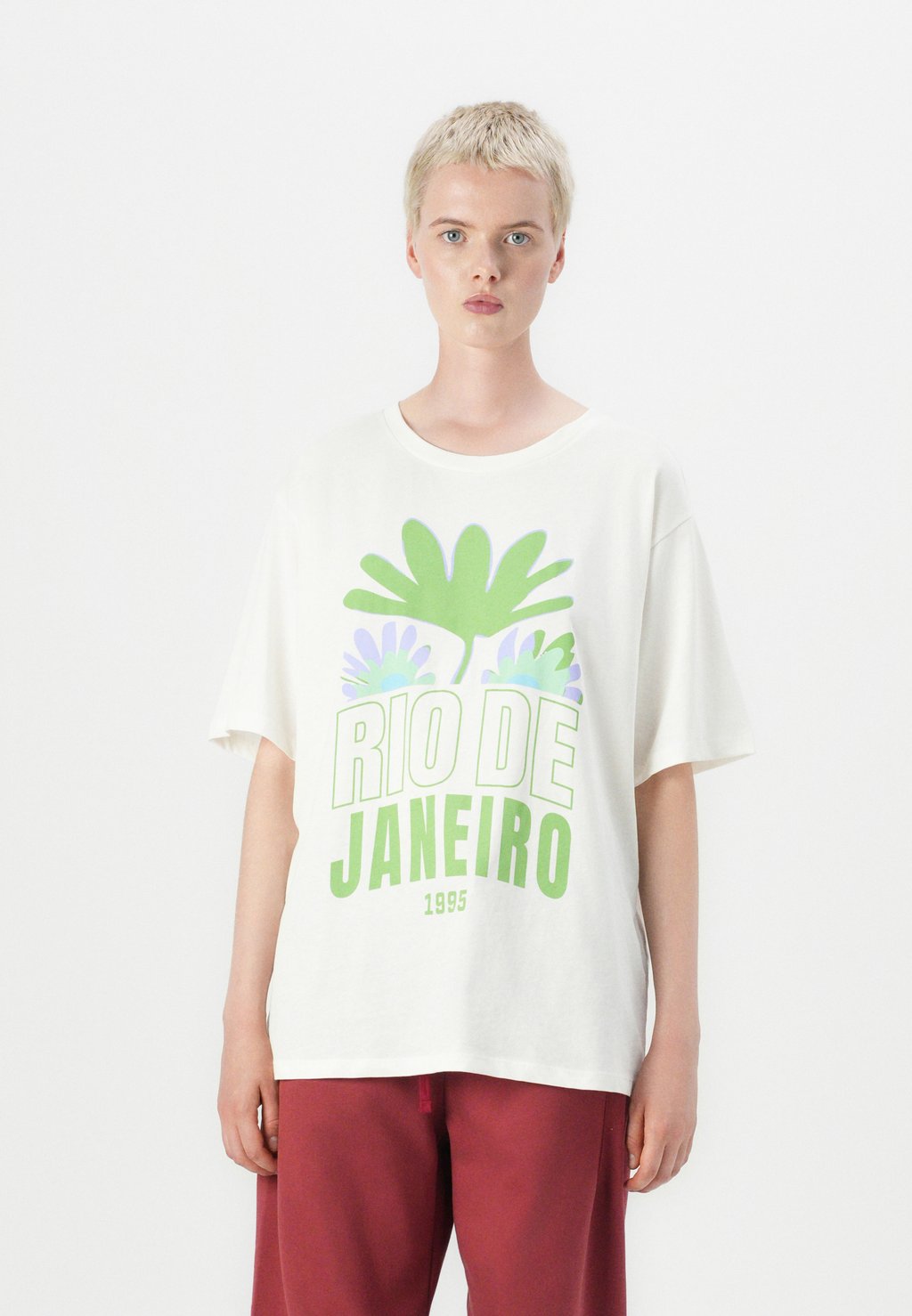 

Футболка с принтом ONLROSIE OVERSIZE TEE ONLY, кремовый