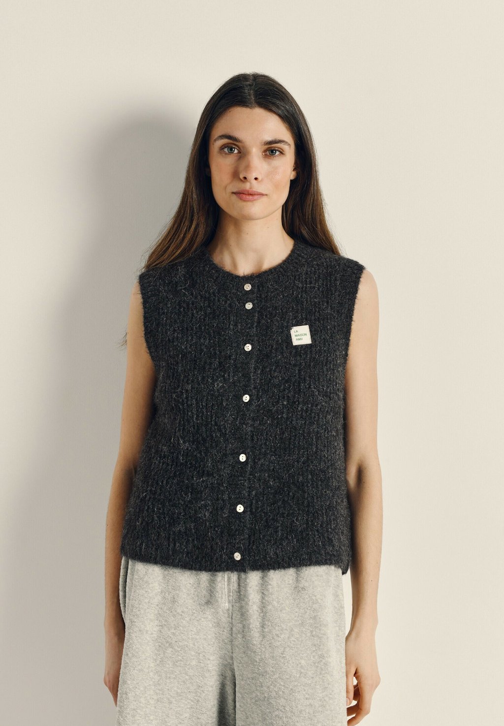 

Жилет EAST American Vintage, цвет Anthracite Chine