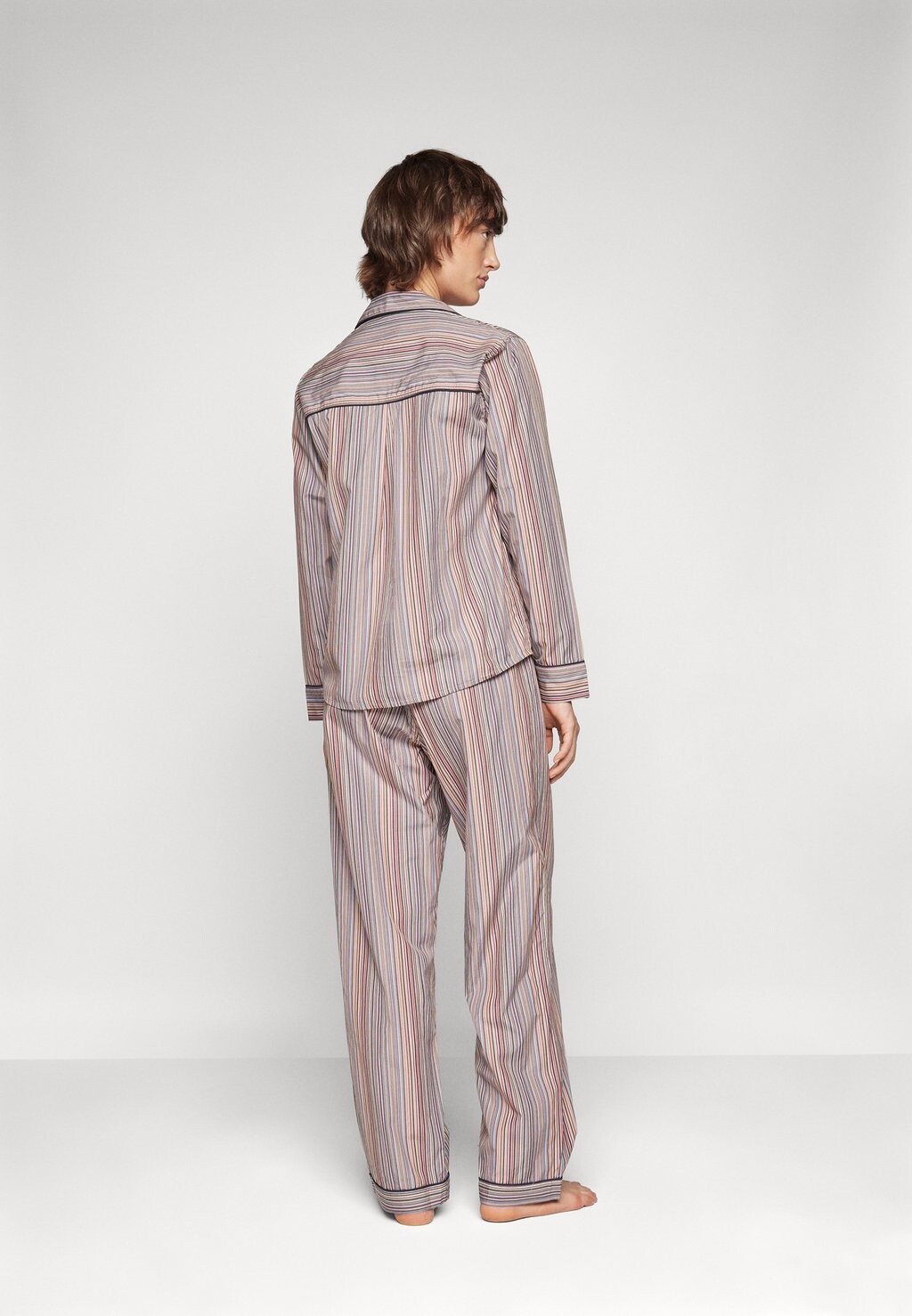 

Комплект ночного белья WOMEN Paul Smith, разноцветный