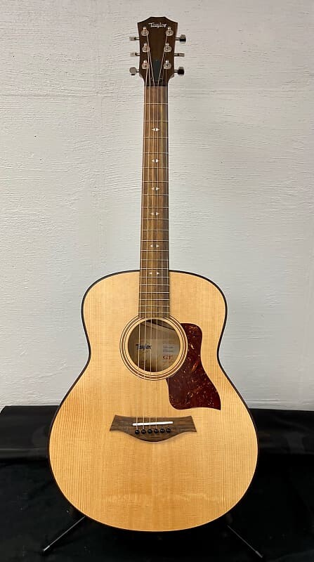 

Акустическая гитара Taylor GT Grand Theater Urban Ash 2020 - Present - Natural