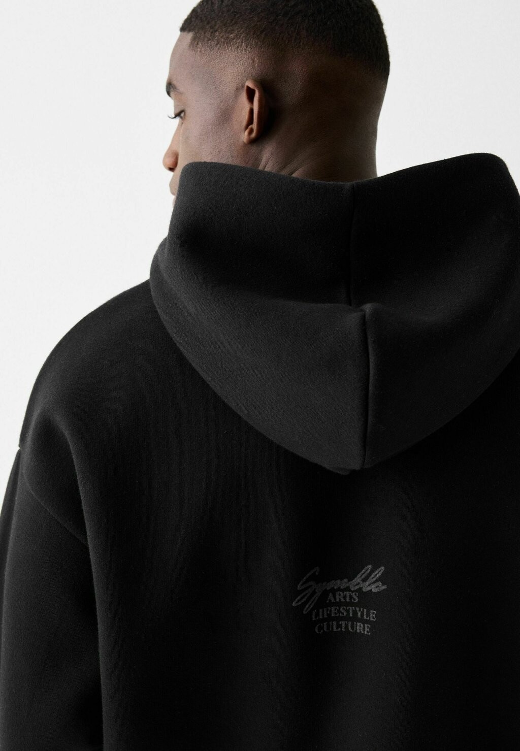 

Толстовка Bershka, черный деним
