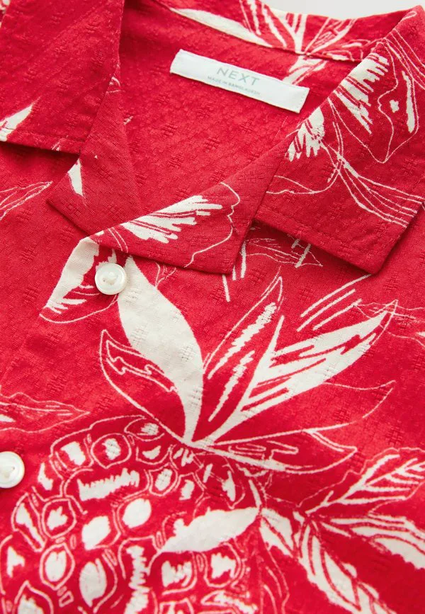 Рубашка стандартного кроя с коротким рукавом и отложным воротником. Next, Red Pineapple Print — фото 3