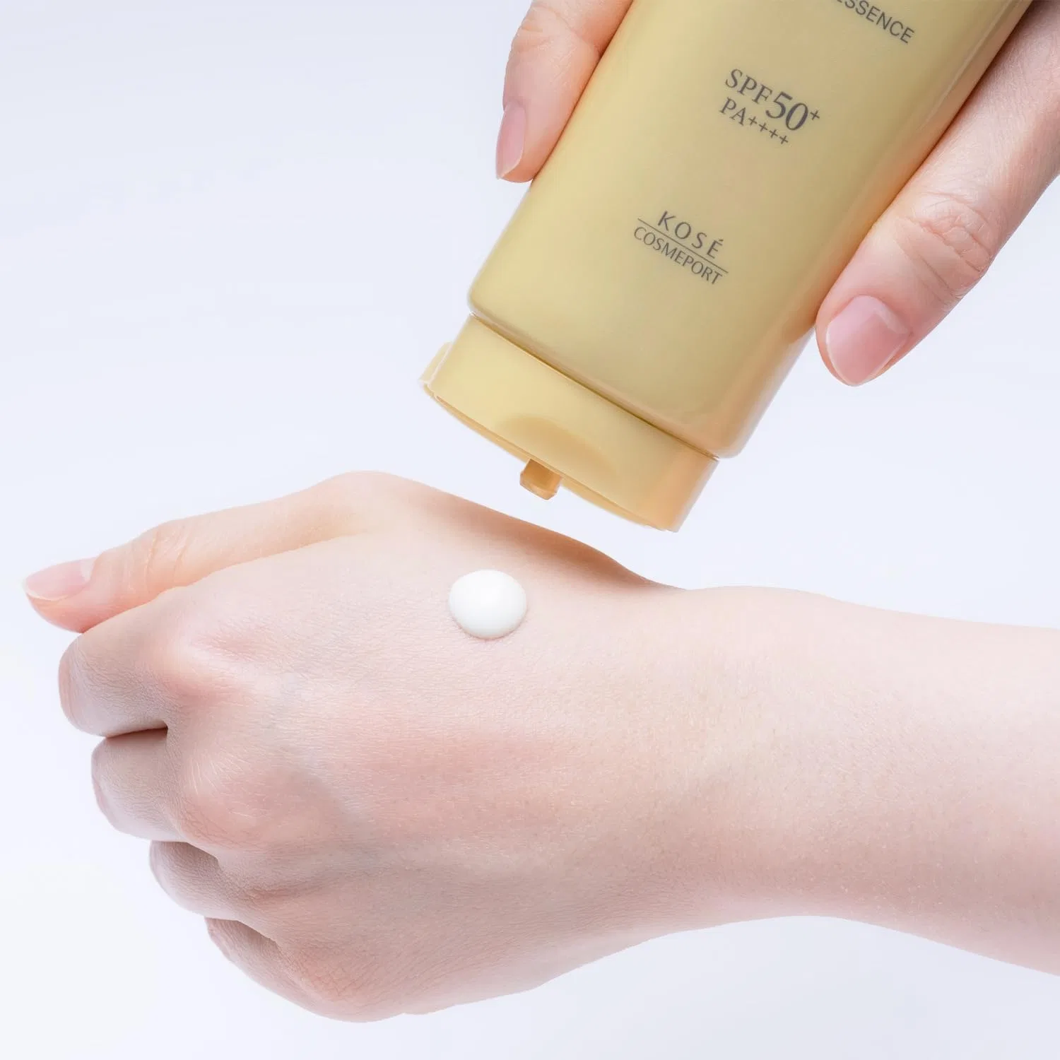 Солнцезащитный крем Suncut Perfect UV Essence SPF50+ PA++++ 120г белый — фото 3
