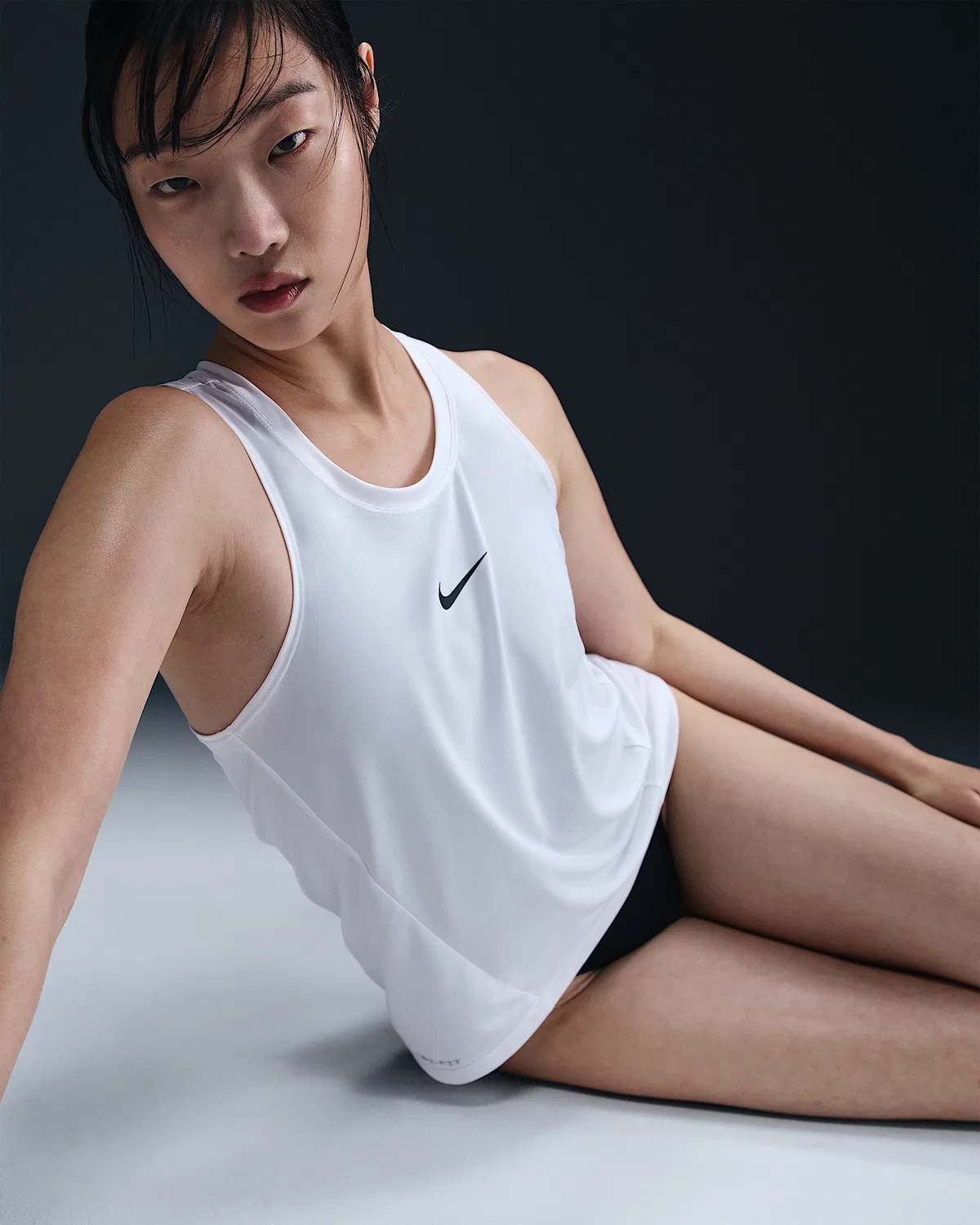 Женский топ-танк Dri-FIT UV Nike Swim Hydroguard, White — фото 3