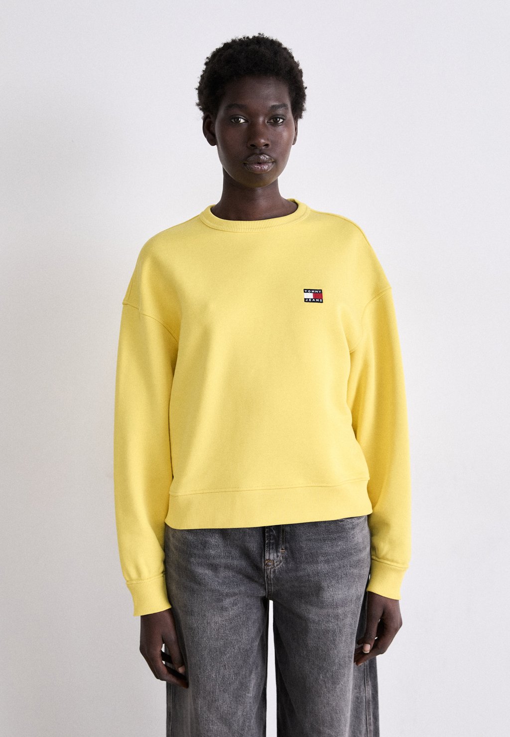 

Толстовка BADGE CREW Tommy Jeans, желтый