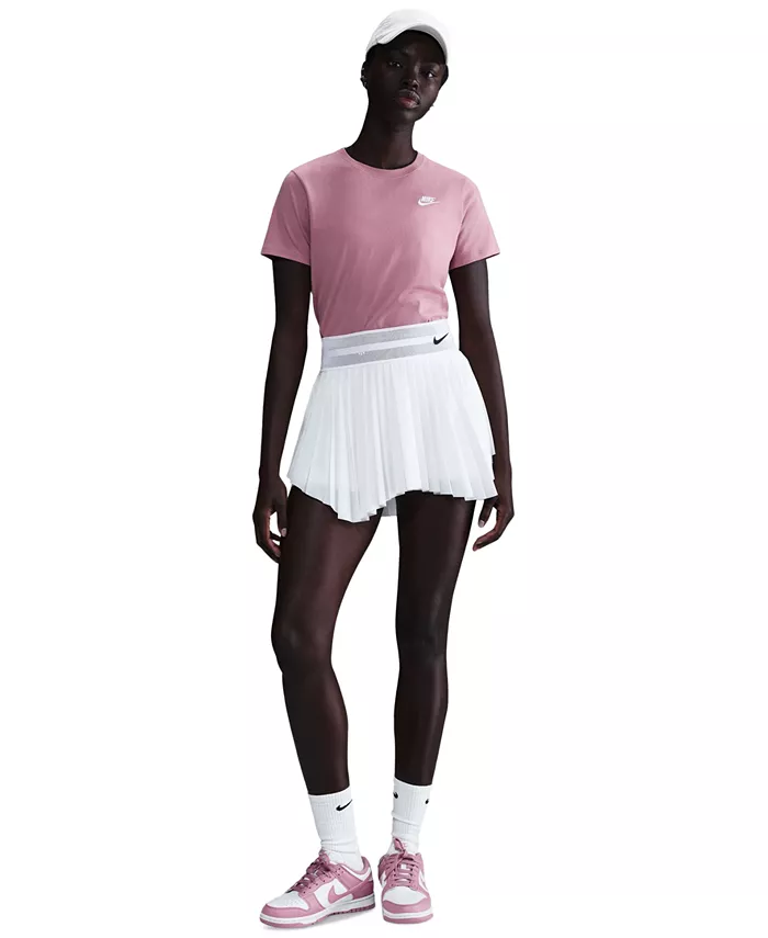 

Женская футболка Club Essentials для спорта Nike, красный