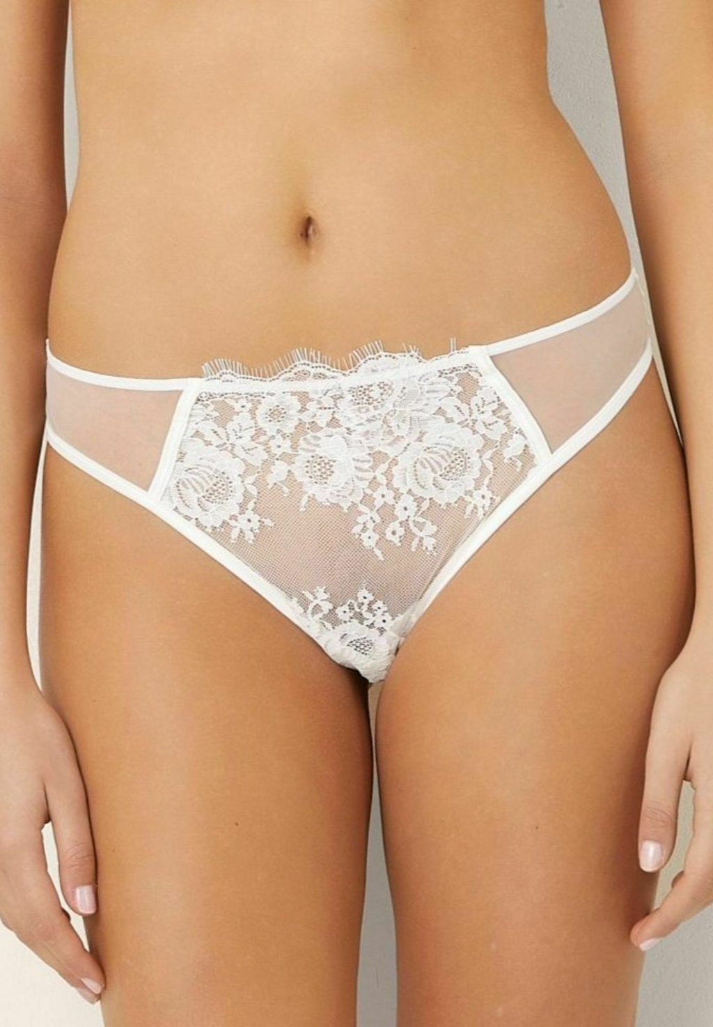 

Стринги JASMINE SLIP BRASILIANA Yamamay, белый