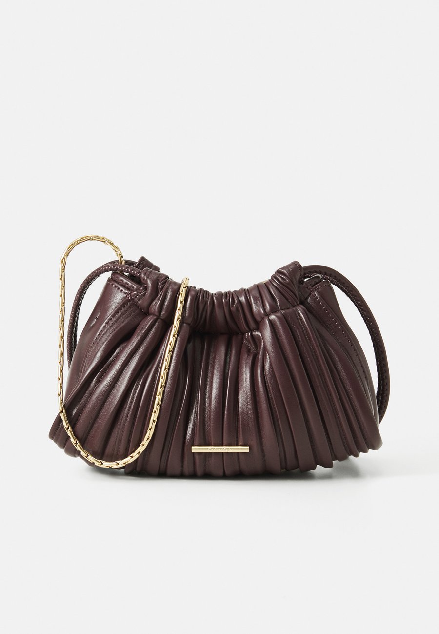 

Сумка кросс-боди Calvin Klein DRAWSTRING PLISSE, Fudge/Dark Brown