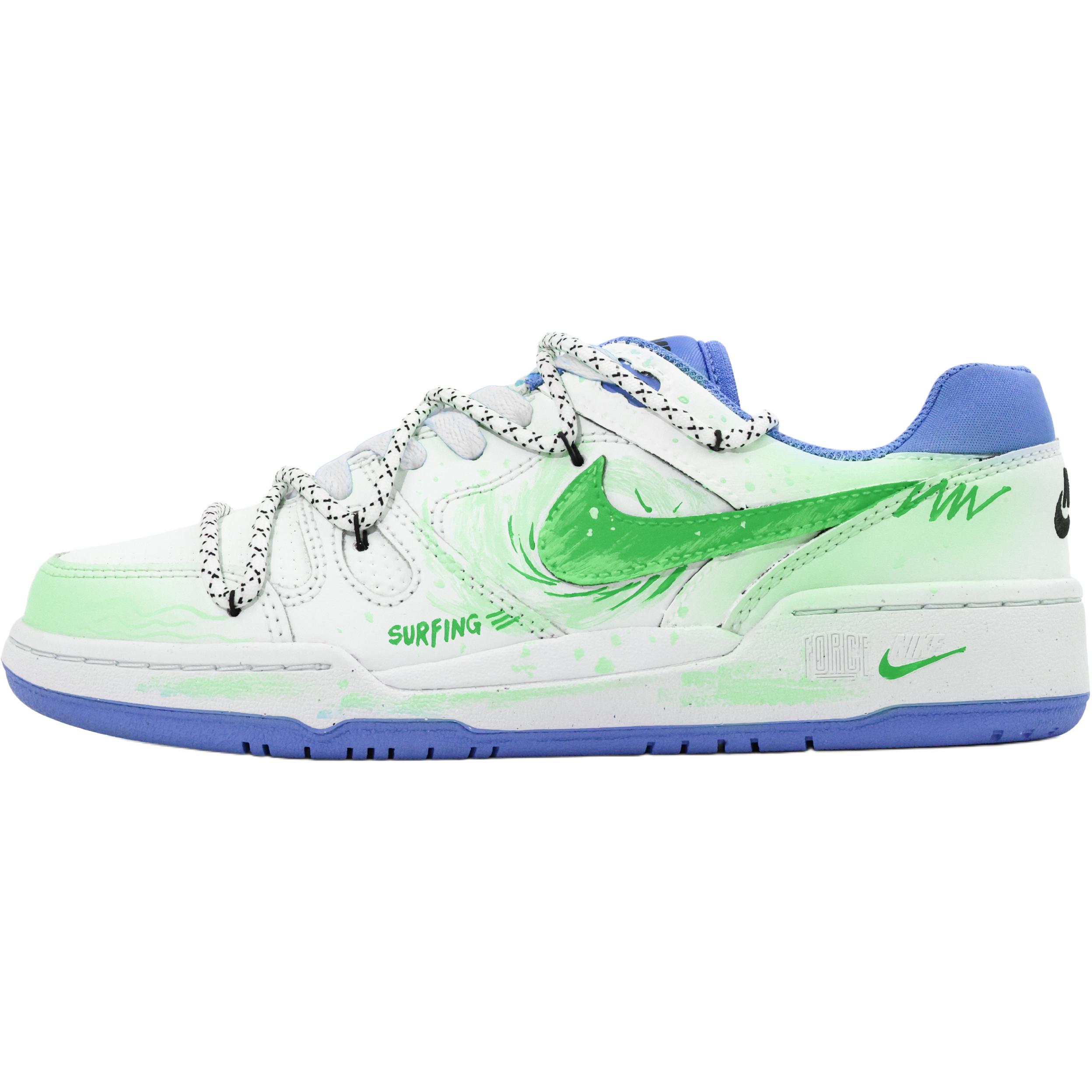 

Полноразмерные детские скейтерские кроссовки Grade School Nike, белый