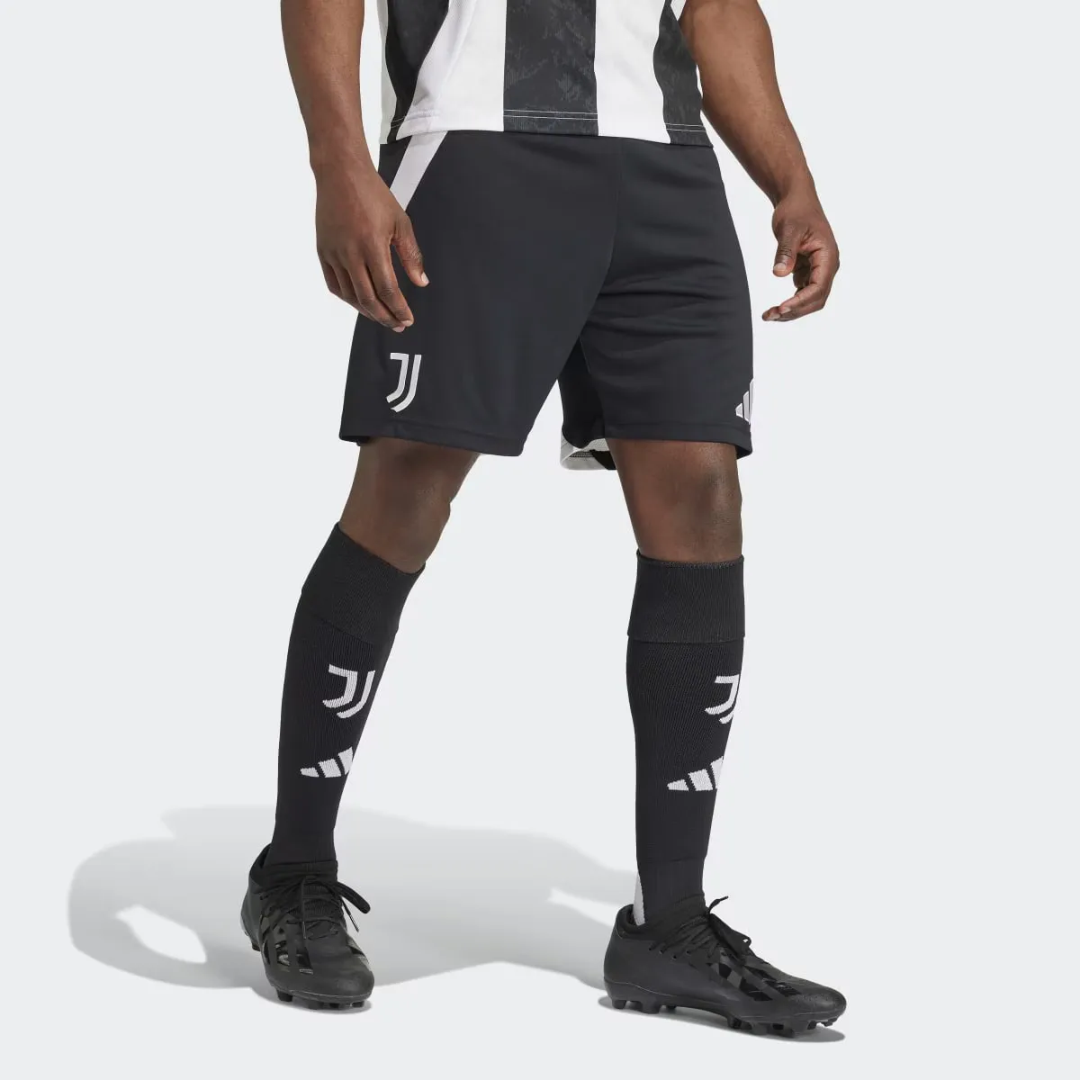 

ФК Ювентус 1-й комплект Шорты 2024-2025 Adidas, чёрный