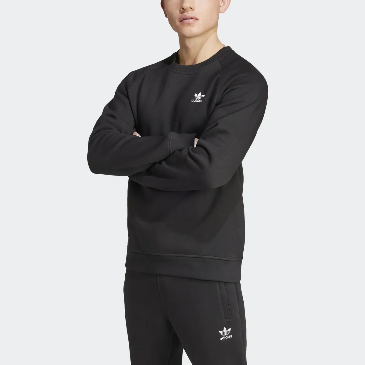 Толстовка Adidas Originals "ESS CREW", черный — фото 2