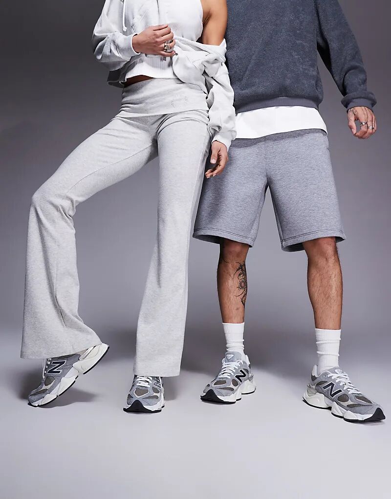 Кроссовки 9060 серого и каменого цвета New Balance — фото 3