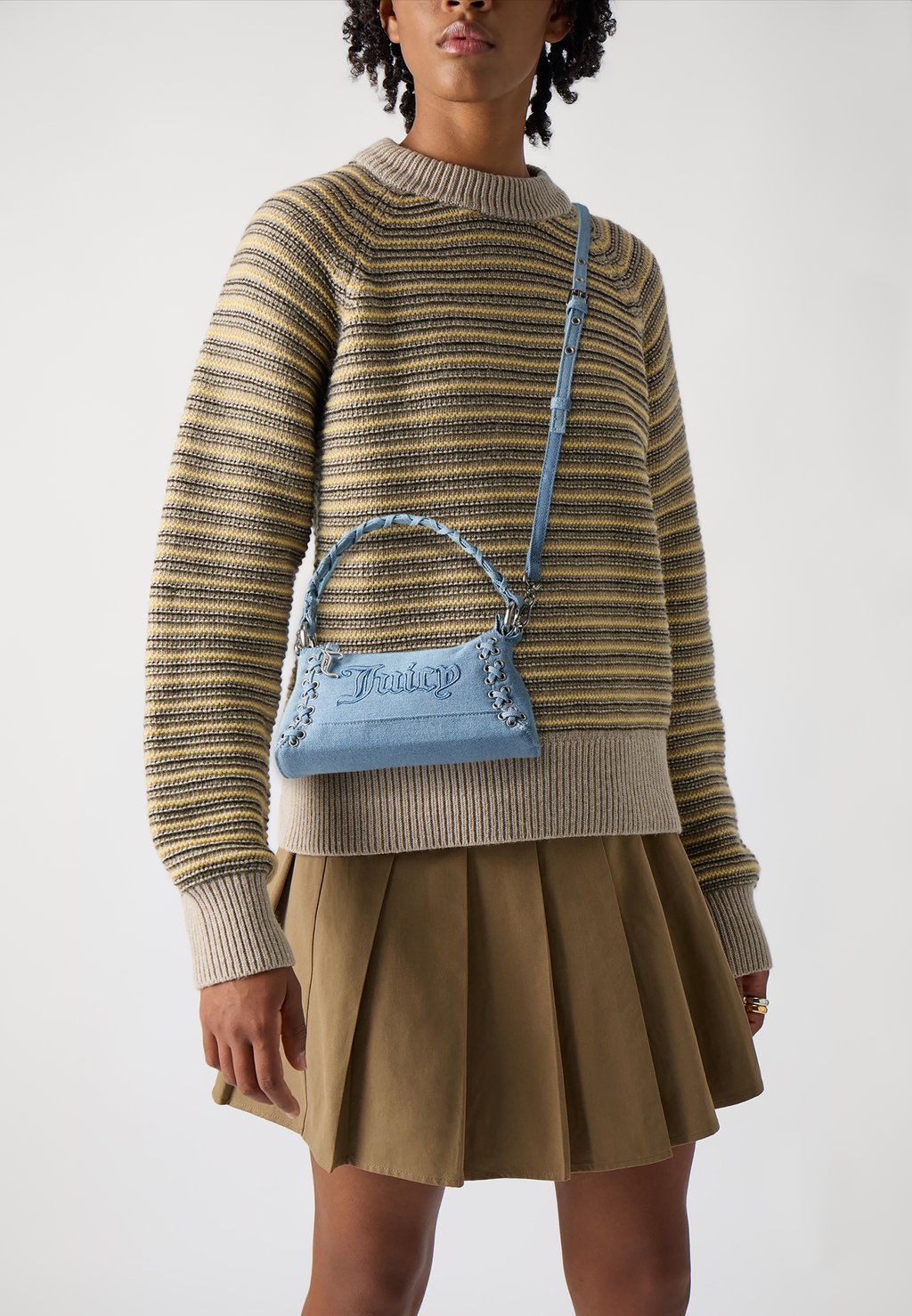 

Сумка SCARLETTE SMALL HOBO Juicy Couture, деним, Красный, Сумка SCARLETTE SMALL HOBO Juicy Couture, деним