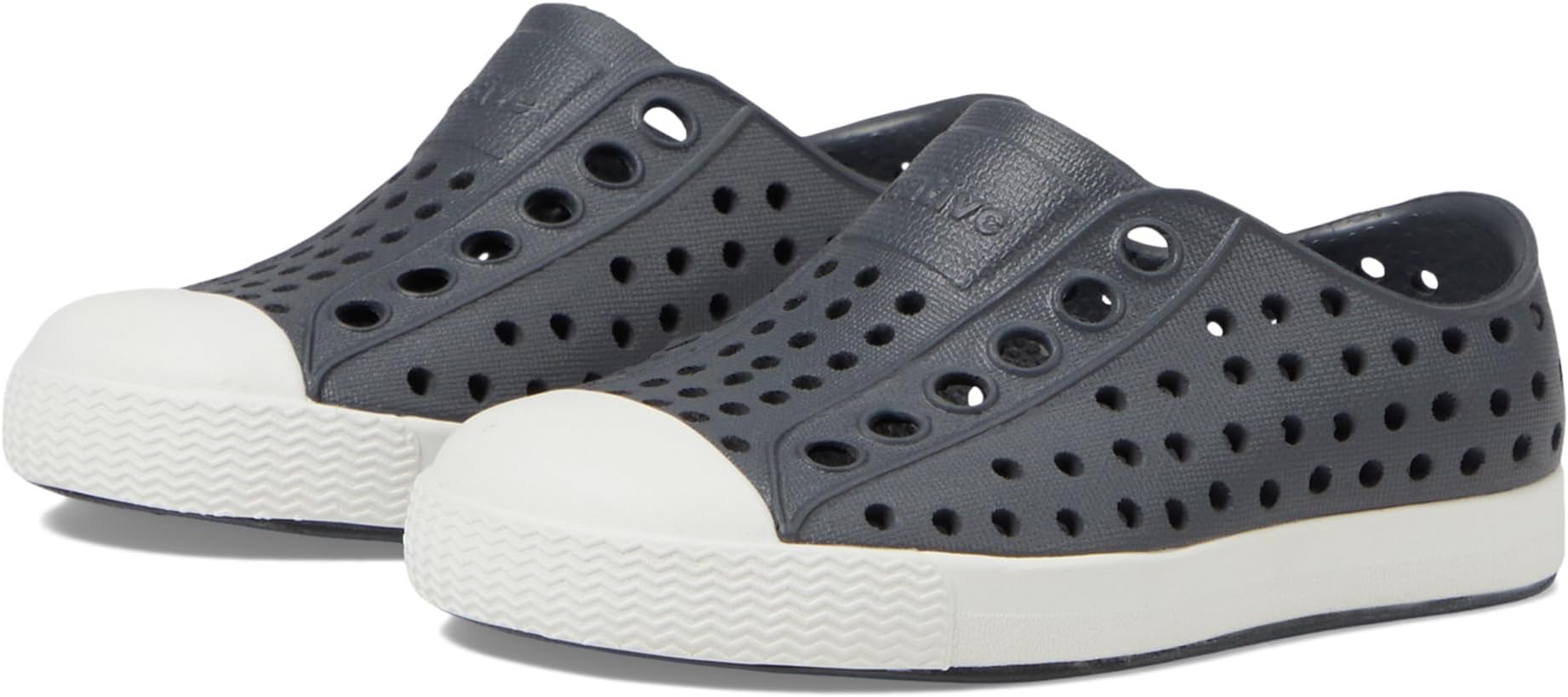 

Кроссовки Native Shoes Kids Jefferson, Gravity Grey/Shell WhiteSee Less