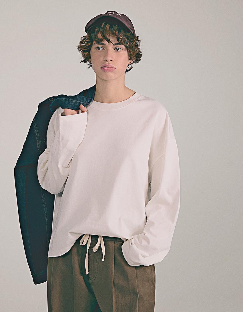 

Футболка из хлопка с длинным рукавом Bershka, белый