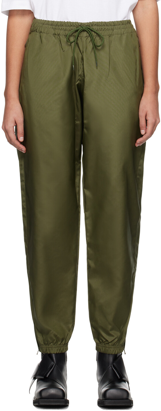 

Зеленые брюки в стиле милитари Wardrobe.Nyc