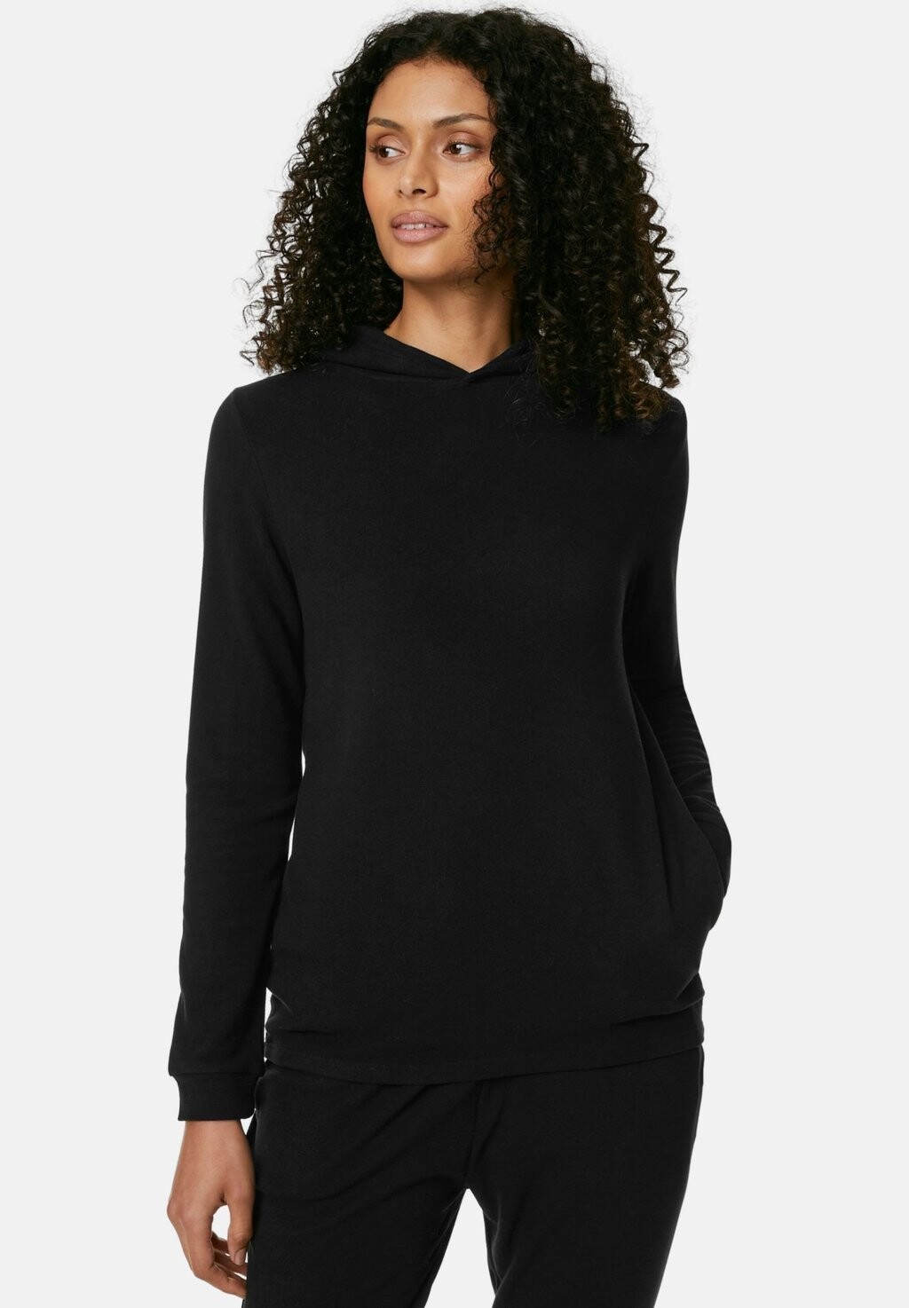 

Флисовый пуловер THERMAL HEATGEN HOODIE Marks & Spencer, цвет black