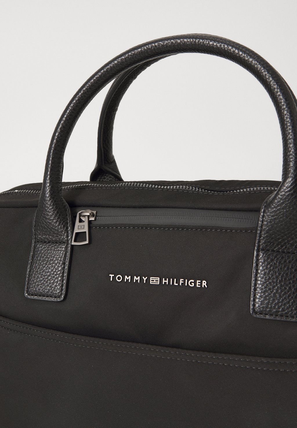 

Портфель COMPUTER BAG Tommy Hilfiger, черный