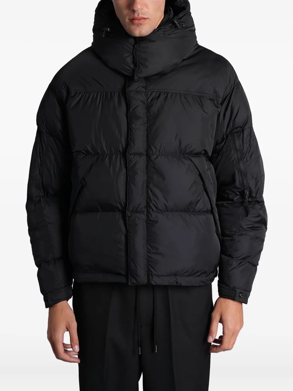 

Пуховик с капюшоном Aspesi, черный