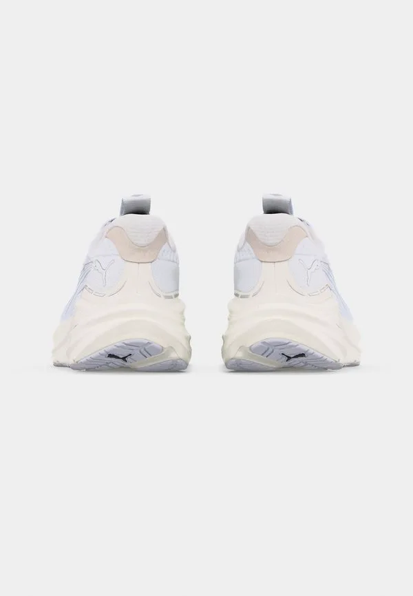 Кроссовки для бега по шоссе magnify nitro 3 Puma, White/Warm White — фото 4