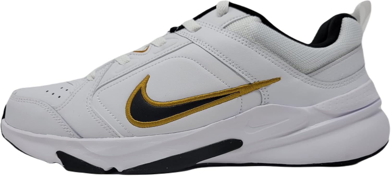 

Мужские кроссовки Nike для гимнастики, White/Black-Gold Suede