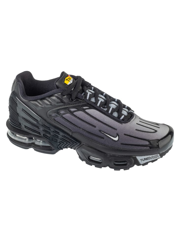 

Кроссовки Nike Air Max Plus TN III черного цвета