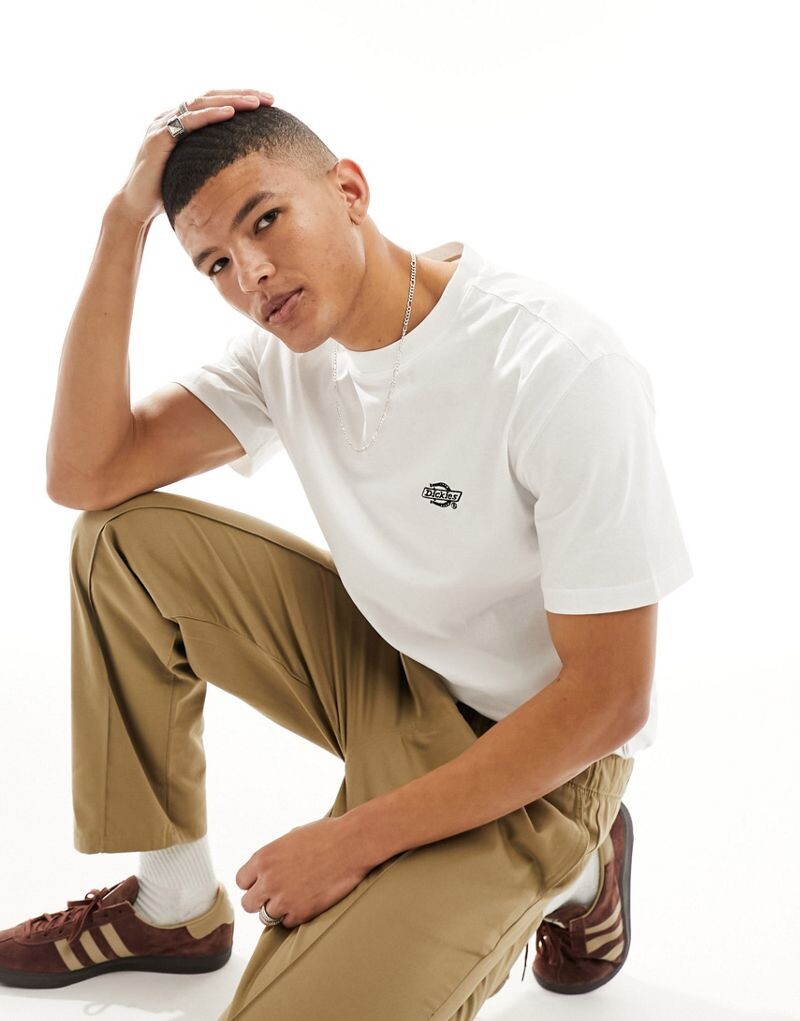 

Белая футболка оверсайз с короткими рукавами Dickies Summerdale