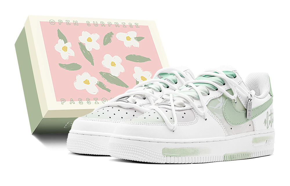 

Женские кроссовки для скейтбординга Nike Air Force 1, Acid Yellow