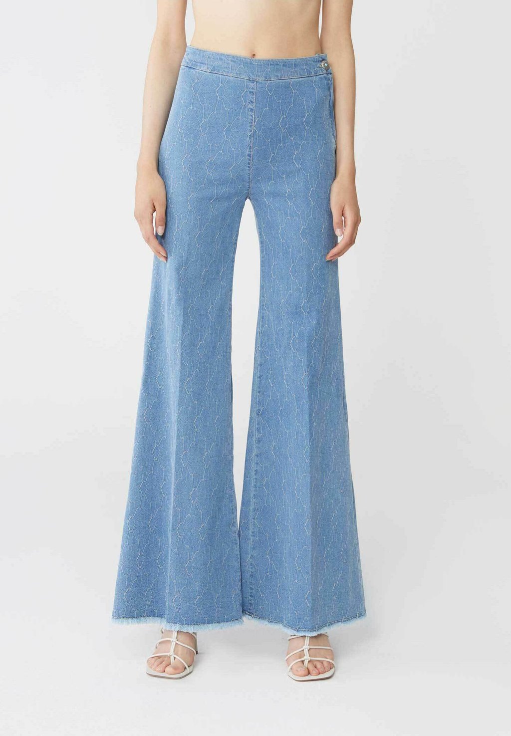 

Джинсы Bootcut MILLY BOOTCUT MATELASSE FLOWER Shaft, цвет Blu Denim