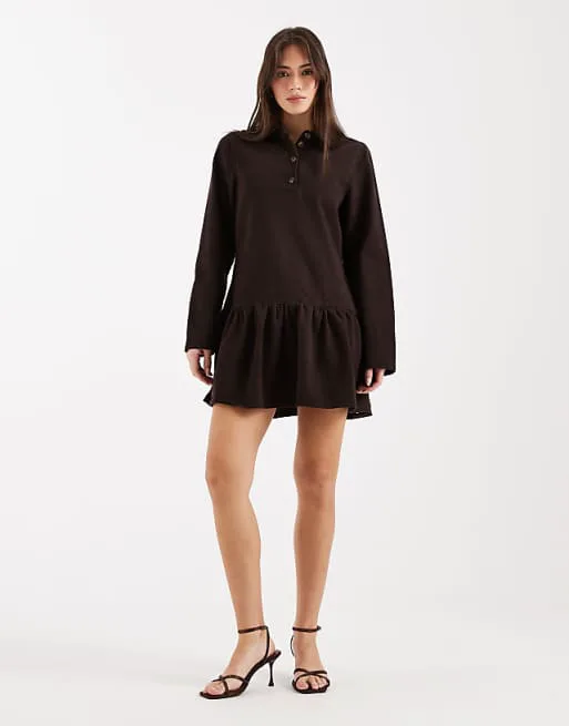 

Коричневое джинсовое платье мини с заниженной талией и длинными рукавами ASOS DESIGN