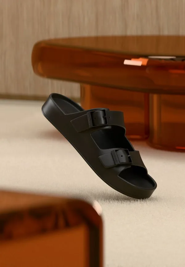 Мулы ergon с двойной перекладиной Calvin Klein, Triple Black