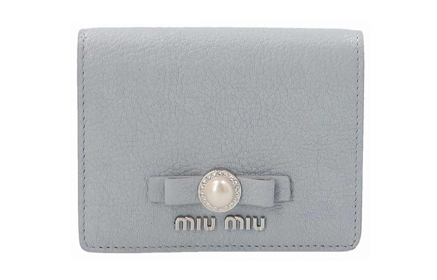 

MIU MIU Кожаный женский кошелек серый