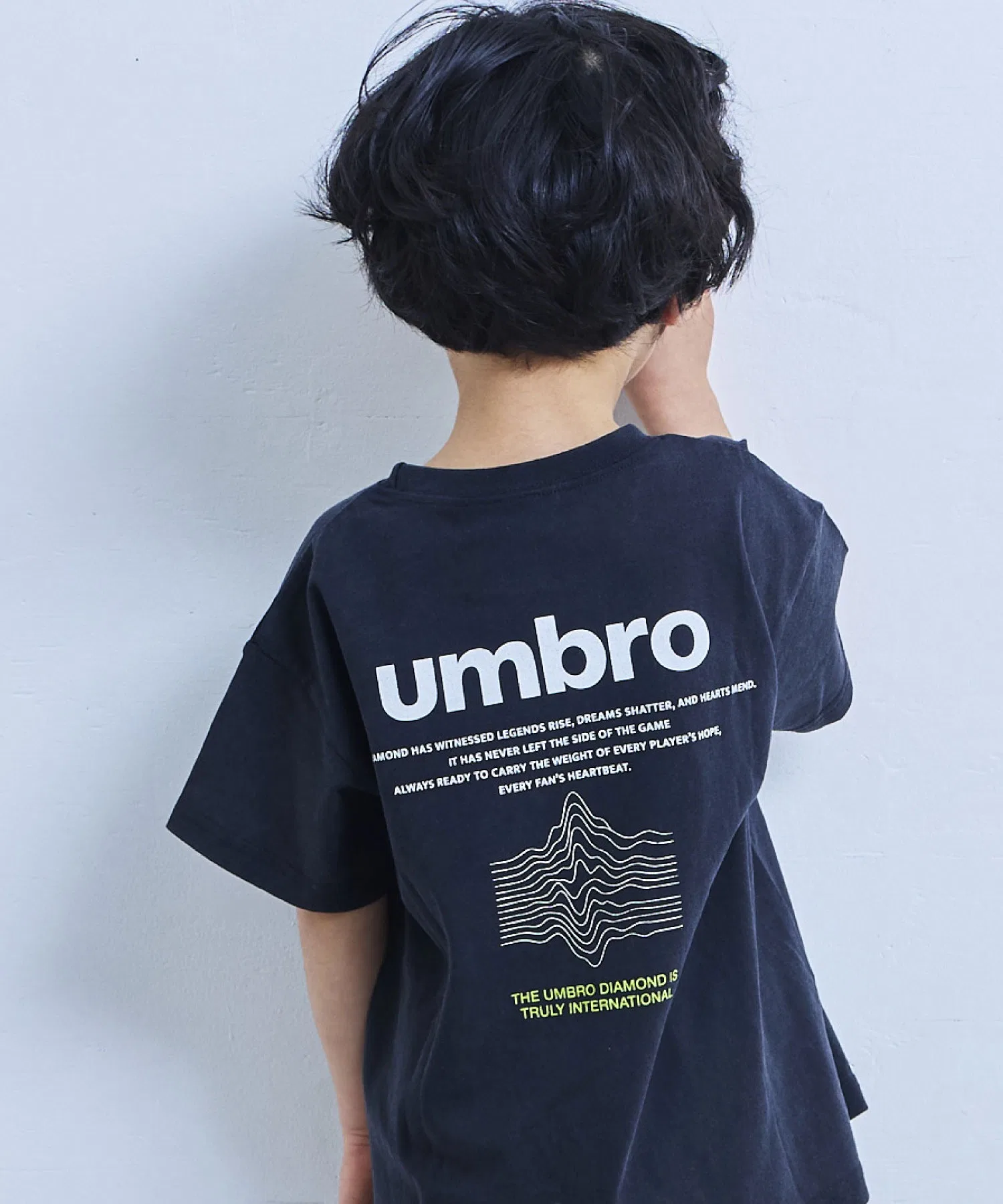 Детская футболка Umbro с коротким рукавом и принтом — фото 4