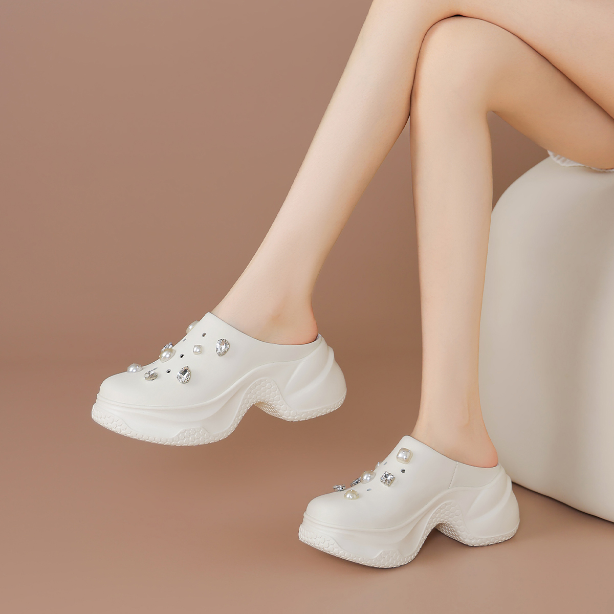 BOERDIQI Клоги женские с белой овчиной на стельке, цвет White Sheepskin Insole — фото 2