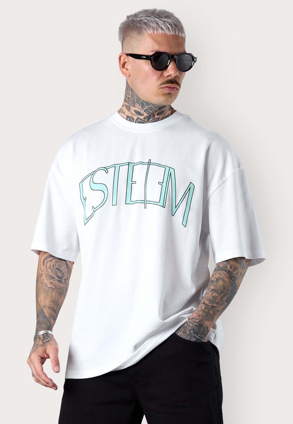 

Футболка с принтом ESTEEM, белый