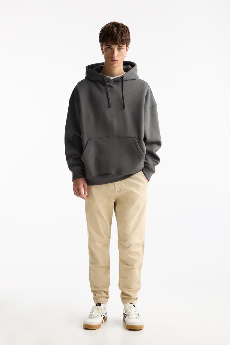 

Мягкие трикотажные джоггеры Pull And Bear, белый