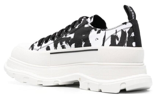 Кроссовки tread slick sneakers 'black white cream' Alexander Mcqueen, черный — фото 3