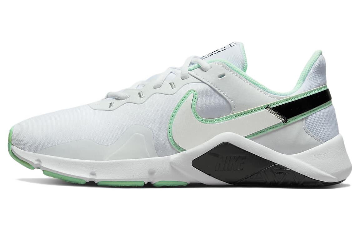 Кроссовки Nike Legend Essential для женщин