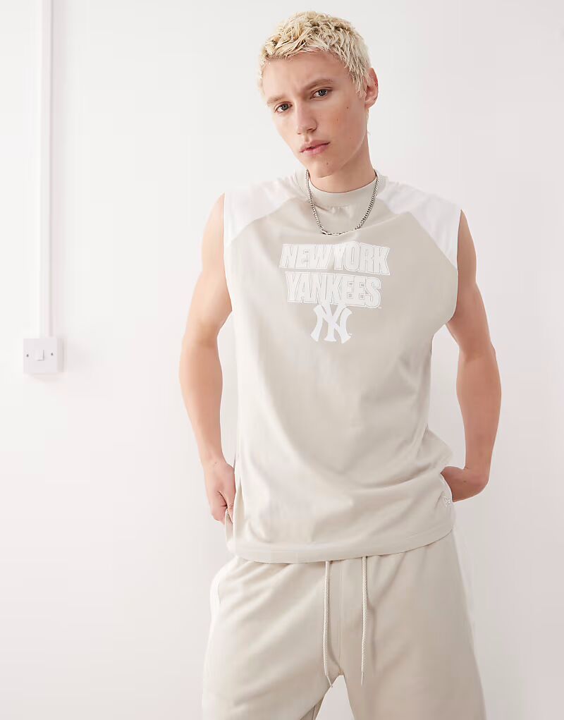 

Майка-реглан с мотивом NY Yankees кремового цвета New Era