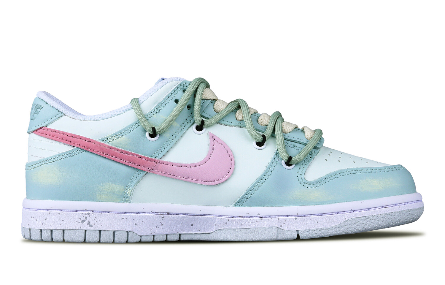 

Кроссовки Nike Dunk Skateboarding Shoes Men Low-top Pink, цвет Pink Moon/Nori/Magnet