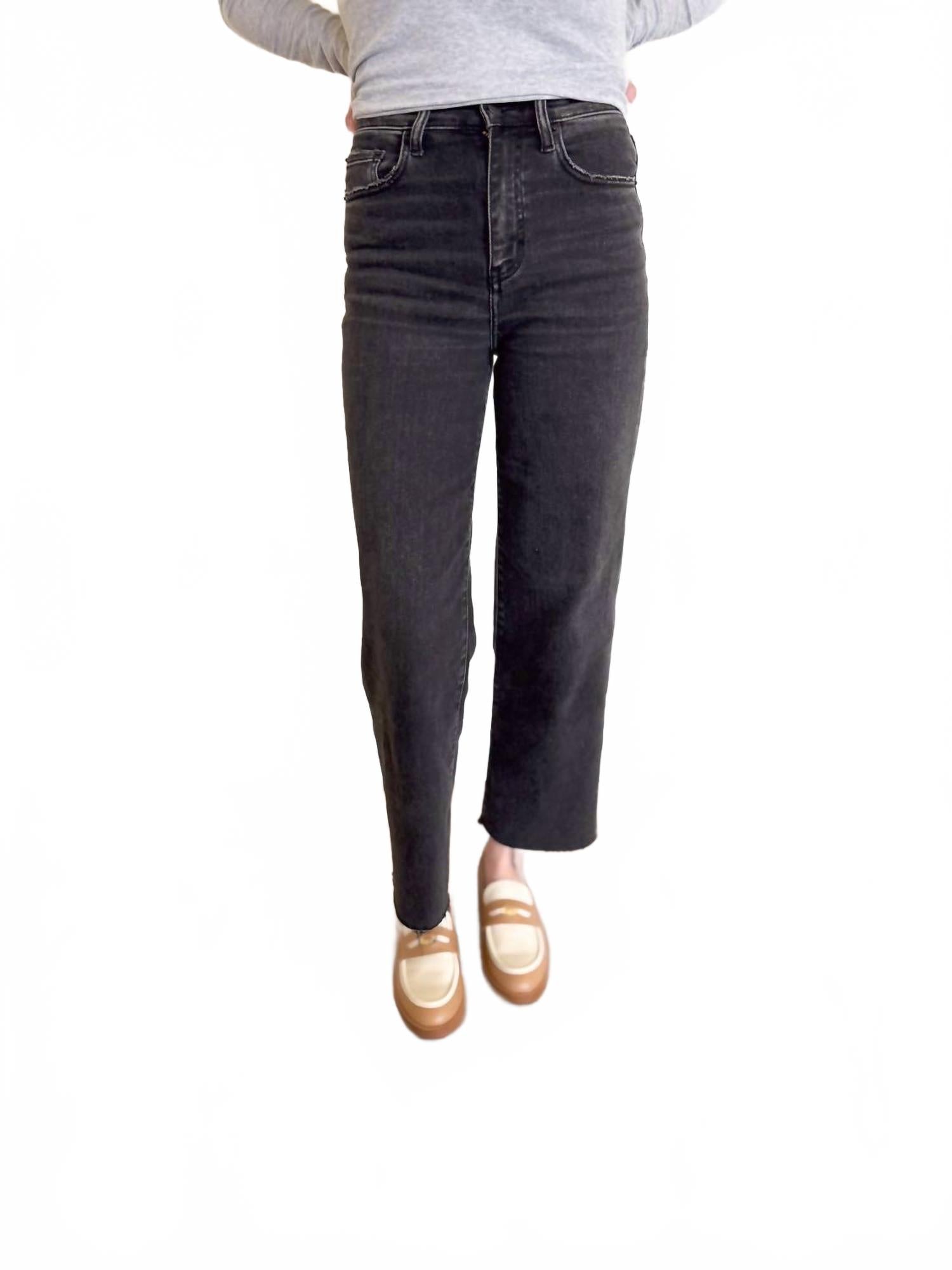 

Эстель Широкие джинсы в сером цвете DAZE, серый