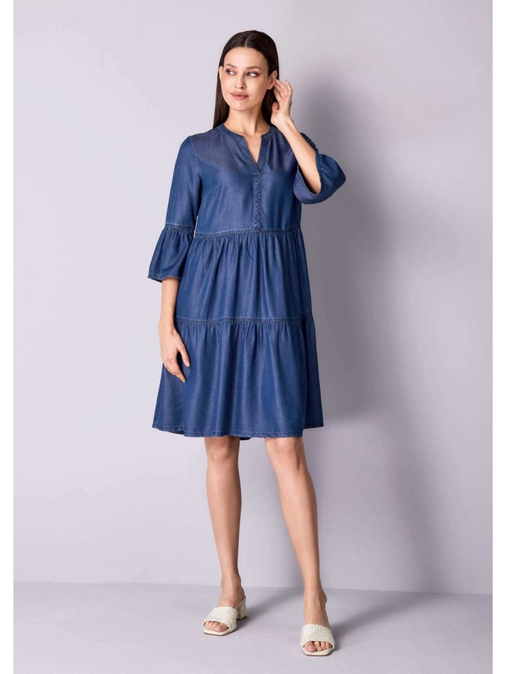 

Alba Moda Платье с многоярусной юбкой, джинсово-синего цвета